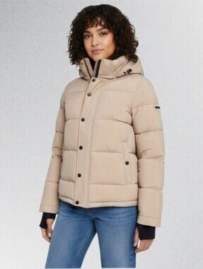 BCBG Womens Medium Hooded Puffer Jacket THUMBHOLE Cuffs Beige Mushroom Insulated